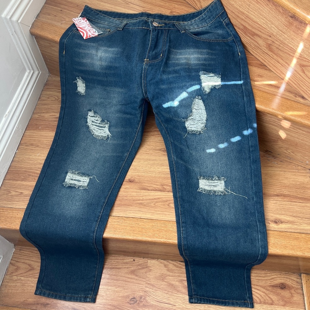 Men’s Romwe Distressed Jeans